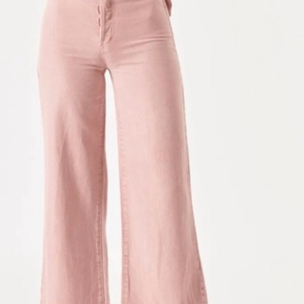 Rollas Heidi high rise straight leg crop Jean - size 30 in pale pink Color